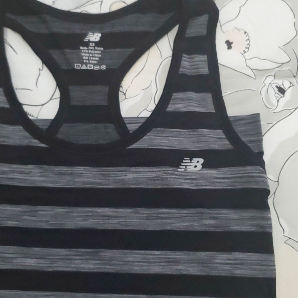 New Balance Workout Racerback Tank Top sz XS